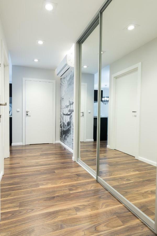 Ga Luxury Apartments W21 Krakow Exterior photo